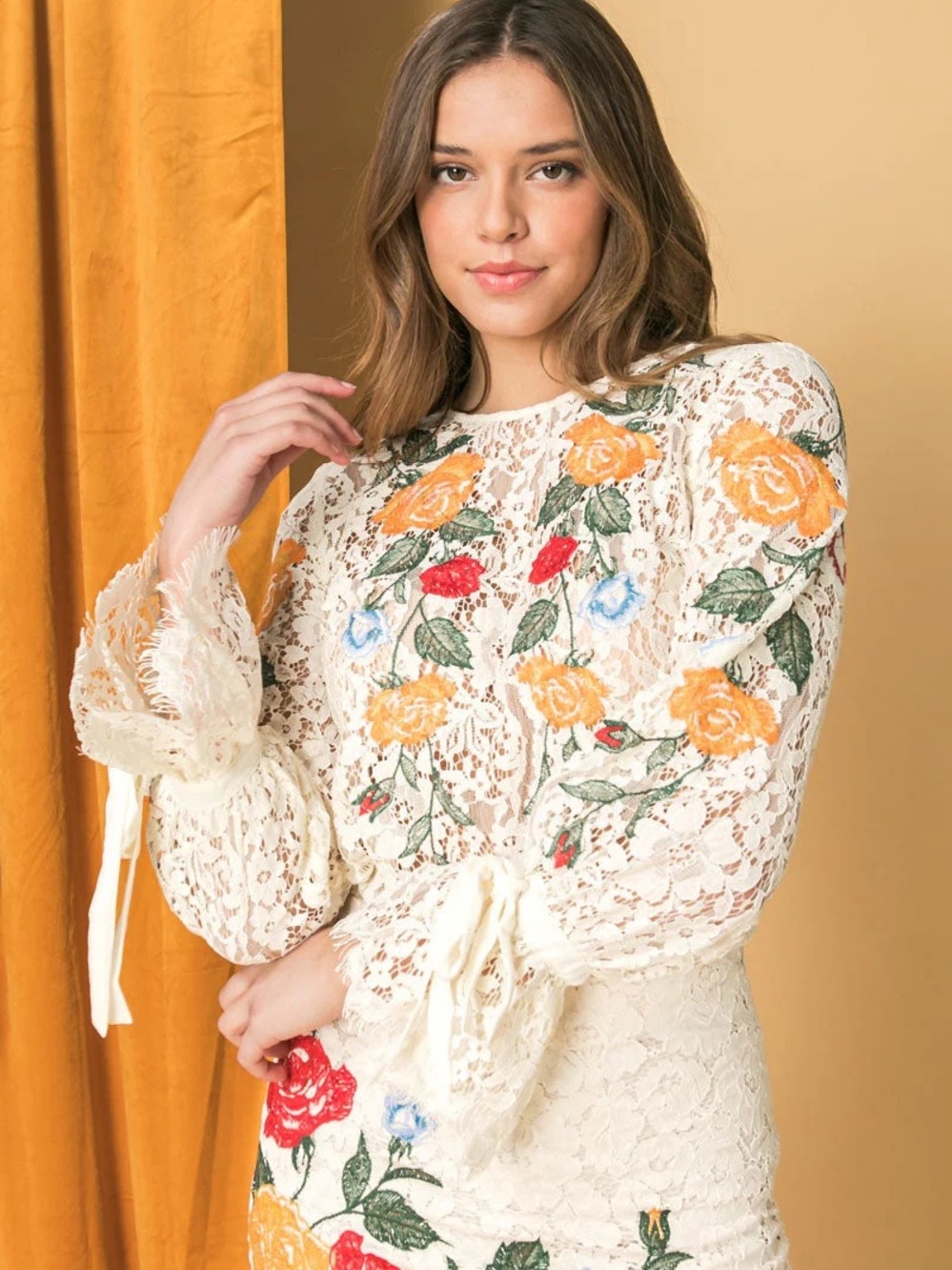 Aratta Cream Lace Bow Sleeves Embroidered Blouse